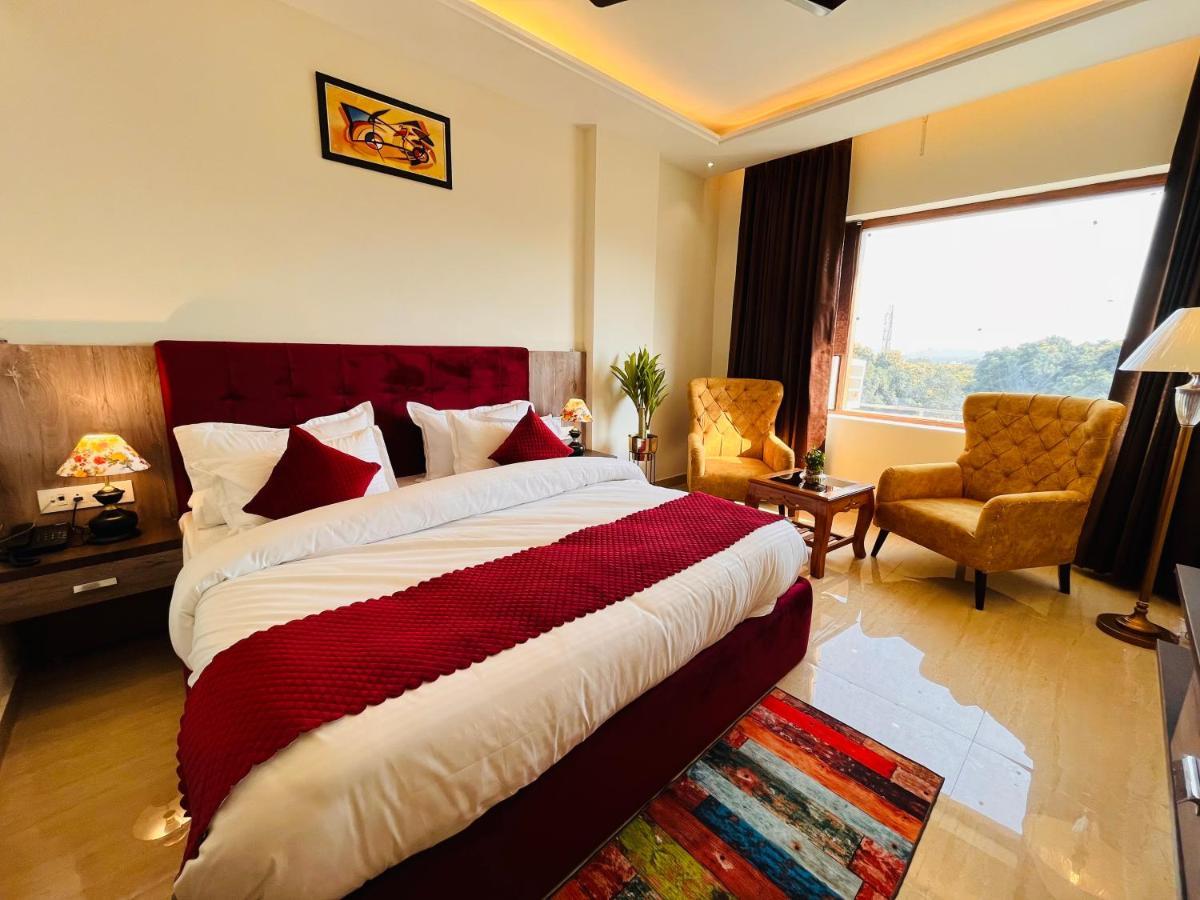 Ganges Blossam - A Four Star Luxury Hotel & Resort Haridwār Exterior foto
