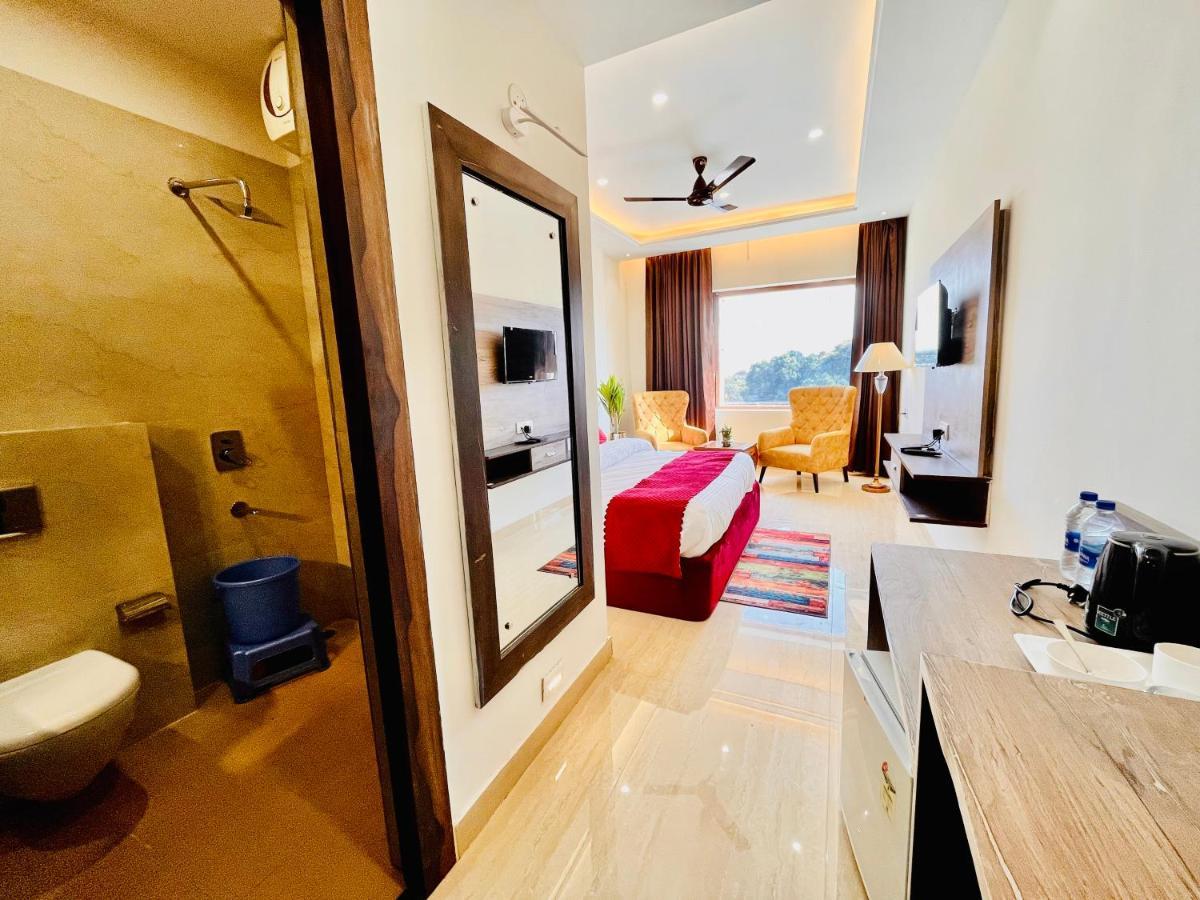 Ganges Blossam - A Four Star Luxury Hotel & Resort Haridwār Exterior foto